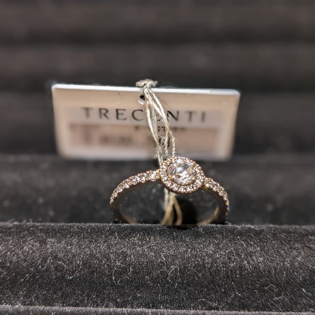 【TRECENTI(トレセンテ)の口コミ】 はじめにこちらのお店の特徴であるつけ心地についてご丁寧に説明頂いた上…