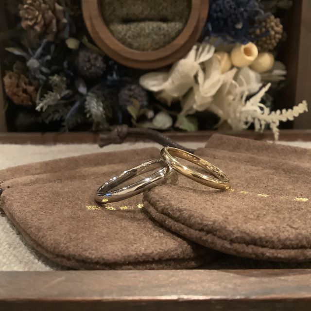 【鎌倉彫金工房の口コミ】 デザインはシンプルだけど手作りできる！
内側にアルファベットで刻印も入…