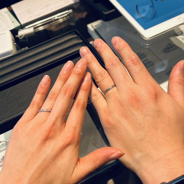 【I's stone(アイズストーン)の口コミ】 予算30万でとても満足のいく商品を購入することができました。彼女の指に…