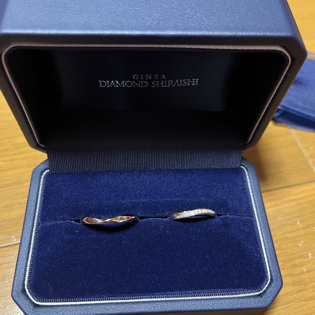 【銀座ダイヤモンドシライシの口コミ】 一生つけるもので高い指輪をなかなか買うことはないのでダイヤがたくさん…