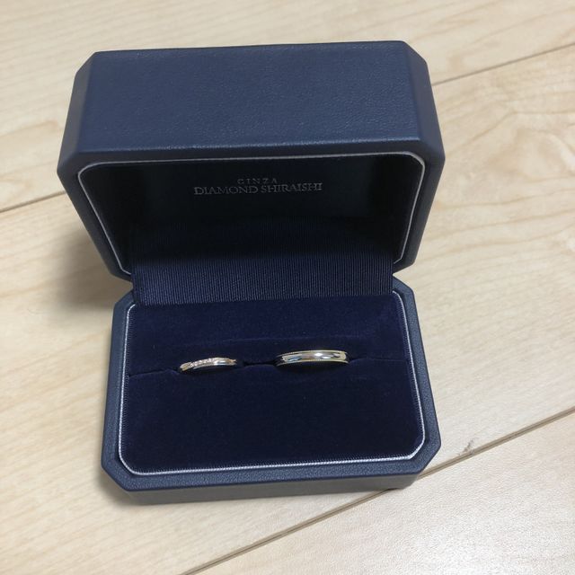 【銀座ダイヤモンドシライシの口コミ】 それぞれ納得するものが見つかりました。
旦那さんは一目惚れしたデザイン…