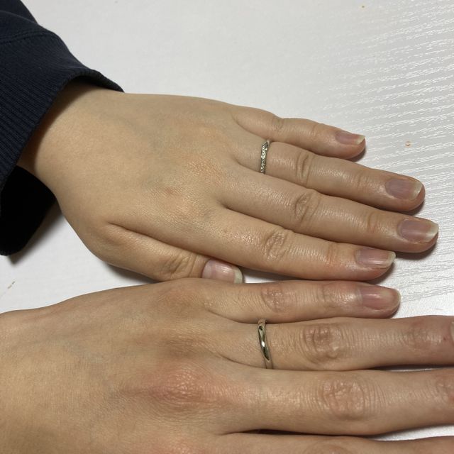 【銀座ダイヤモンドシライシの口コミ】 お互いにデザインが気に入った。
何種類かのブランドを見に行ってそれぞれ…