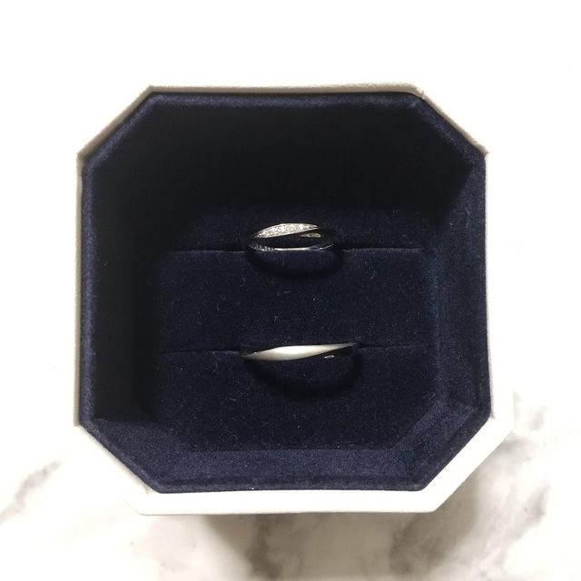 【4℃ BRIDAL(ヨンドシーブライダル)の口コミ】 価格は抑えめでも、気に入ったデザインのものがあったのでそちらを選びま…