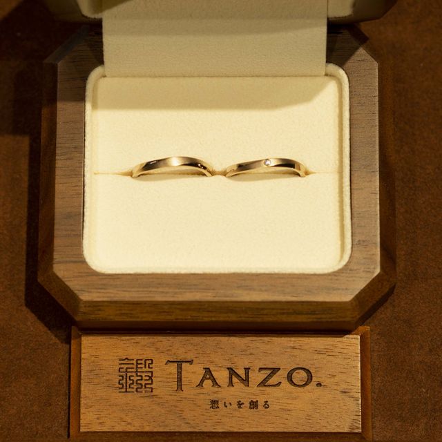 【TANZO.(鍛造指輪)の口コミ】 握力の全盛期が40kgあり、へしゃげない強い指輪ということでTANZOさんに決…