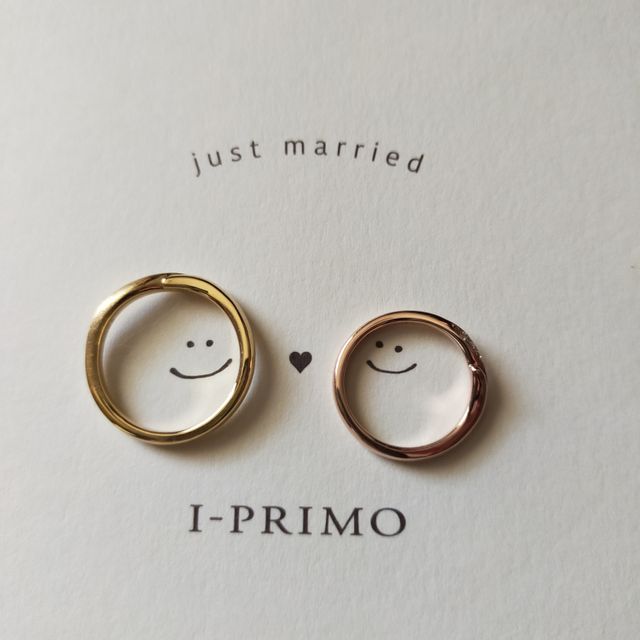 【アイプリモ(I-PRIMO)の口コミ】 デザインの種類は合わせて色だけお互いが似合う色にしました。婚約指輪の…