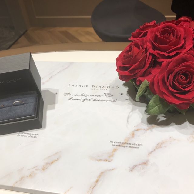 【ラザール ダイヤモンド(LAZARE DIAMOND)の口コミ】 おしゃれなデザインであり、一生つけてられる物だと思いました。アフター…