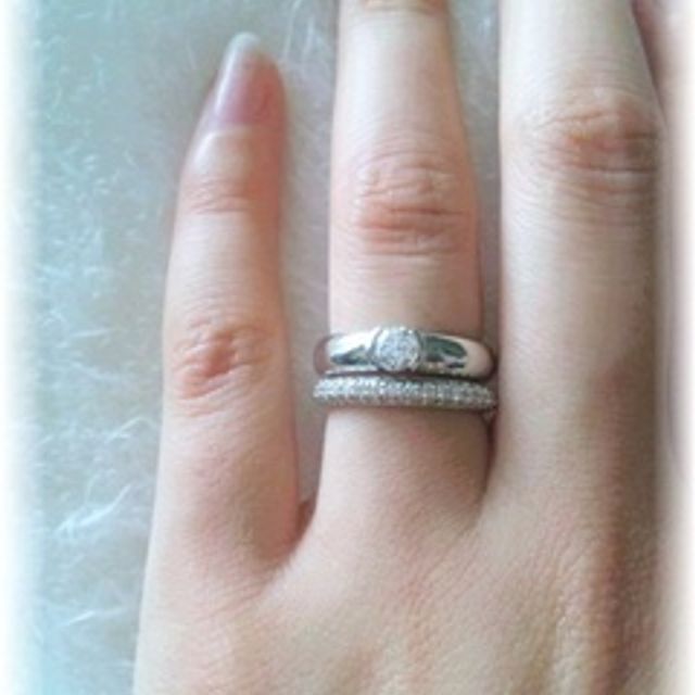 【ギンザタナカブライダル(GINZA TANAKA BRIDAL)の口コミ】 他ブランドですが婚約指輪を買った時に、カタログにその婚約指輪とパヴェ…