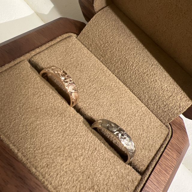 【Makana(マカナ)の口コミ】 シンプルな結婚指輪ではなく、デザインのある指輪を求めていました。その…
