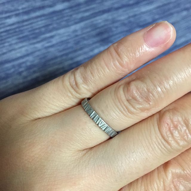 【REGALO(レガロ)の口コミ】 服のセンスも合わない夫婦なので指輪探しは困難を極めました。そんな中、…