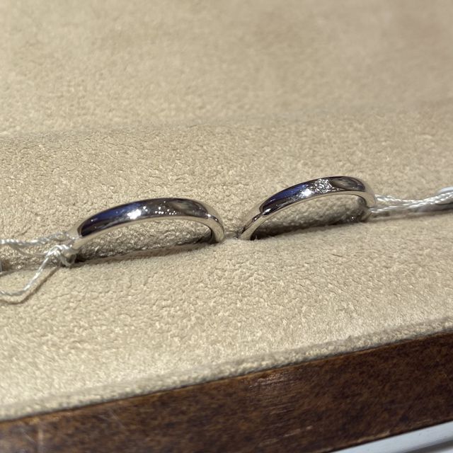 【TRECENTI(トレセンテ)の口コミ】 お花の形に留めてあるダイヤモンドが可愛かった。
アフターケアもしっかり…