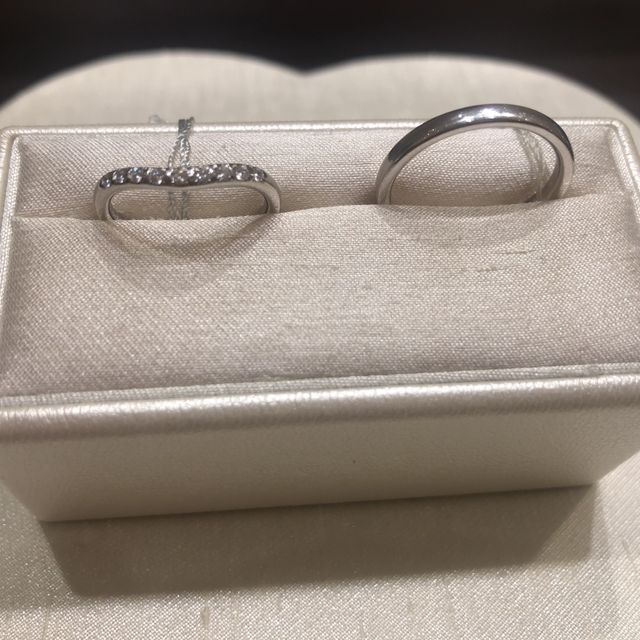 【TRECENTI(トレセンテ)の口コミ】 デザイン
・ちょうど良い緩やかでしなやかなV字型
・ダイヤモンドがちょう…