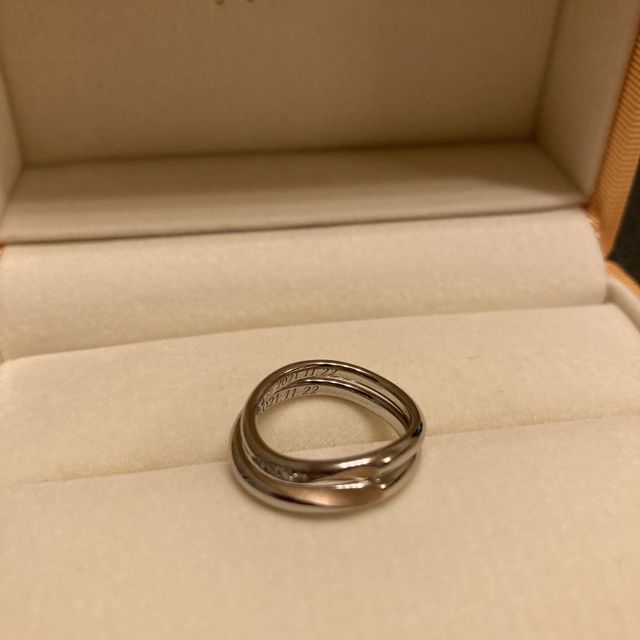 【ケイウノ ブライダル(K.UNO BRIDAL)の口コミ】 2つの指輪を重ねるとハートになるというデザインが初めから気に入りました…