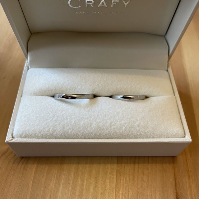 【CRAFY(クラフィ)の口コミ】 指輪の決め手は、誰ともかぶりたくないという思いが強くありました。そう…
