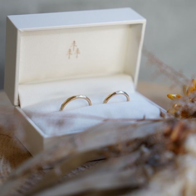 【THREE TREES(スリーツリーズ)の口コミ】 仕事柄指輪ができないので、お店のものを買うより自分達で手作りした方が…