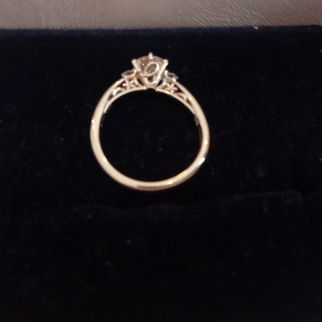 【ケイウノ ブライダル(K.UNO BRIDAL)の口コミ】 思い入れのあるブランドだったことと、デザイナーの方が手描きでデッサン…