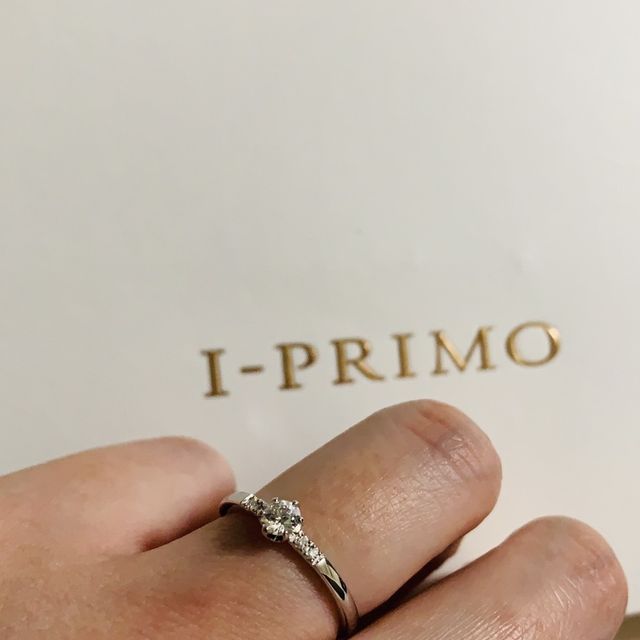 【アイプリモ(I-PRIMO)の口コミ】 ダイヤの質が良かった。値段も丁度よく既製品のデザインも良かった。既製…