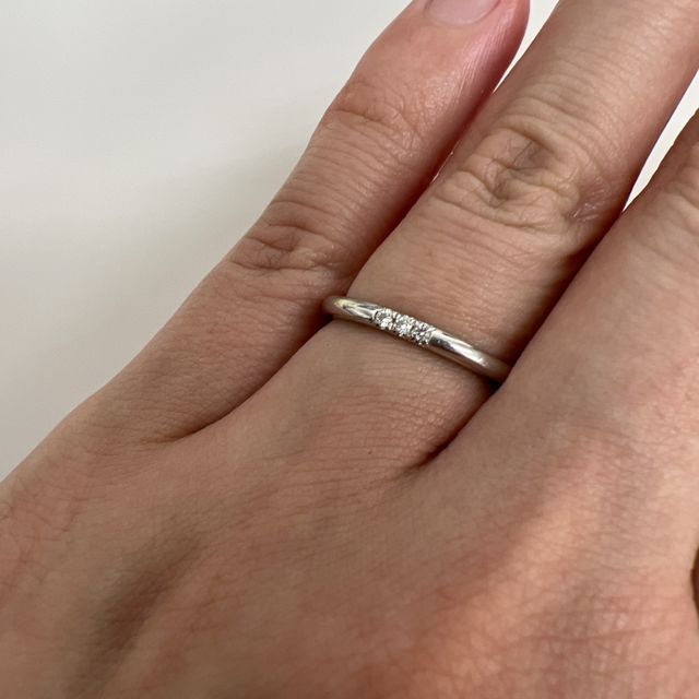 【ティファニー(Tiffany & Co.)の口コミ】 彼がこれが似合うということで購入しました。細めなので、指が華奢にみえ…