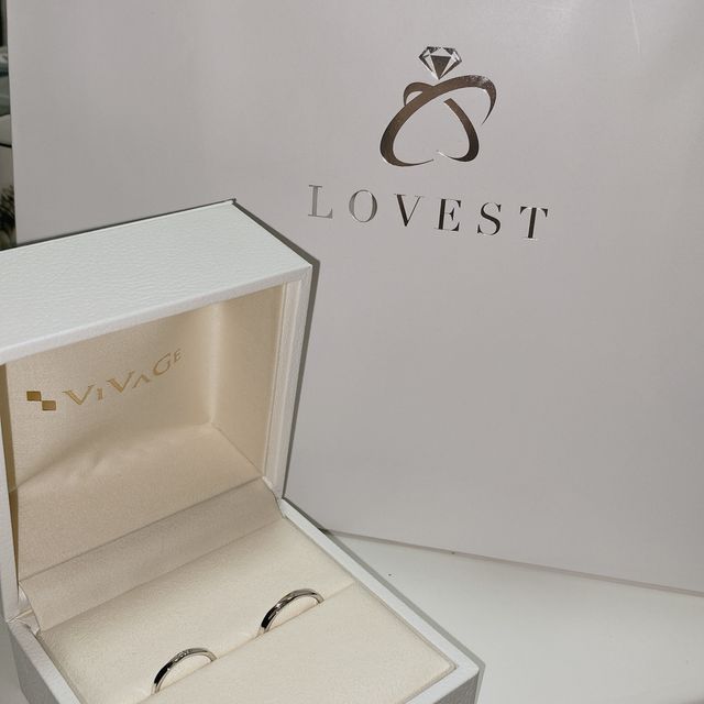 【VIVAGE(ヴィヴァージュ)の口コミ】 男女お互いにシンプルが好きで、
尚且つ私がデザインは同じものが良くて
…