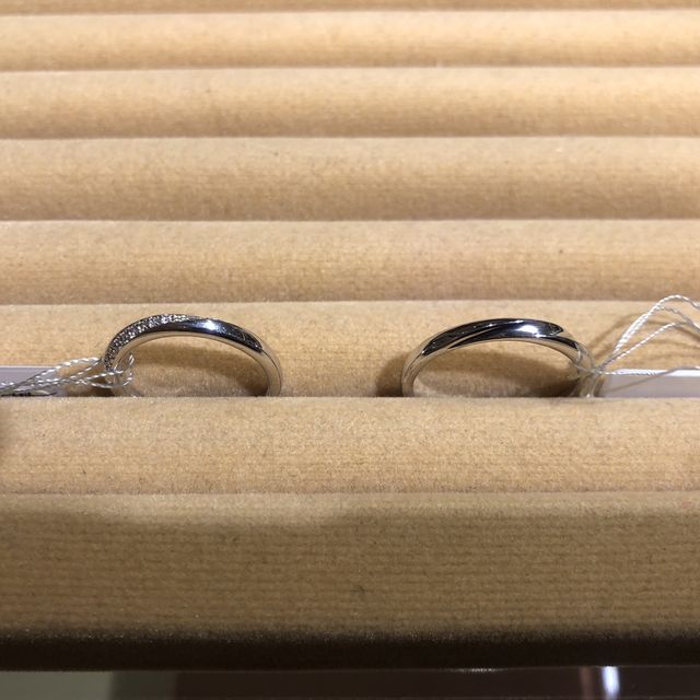 【TRECENTI(トレセンテ)の口コミ】 薬指につけてみて、どこから見てもダイヤがキラキラと輝いて可愛かったで…