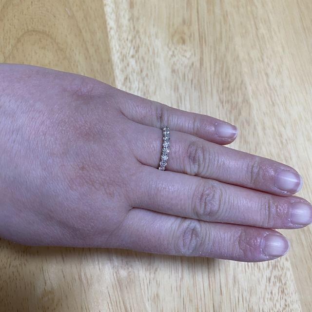 【銀座ダイヤモンドシライシの口コミ】 いろんな店舗で指輪を見ていても、どれも同じように見えてしまっていまし…