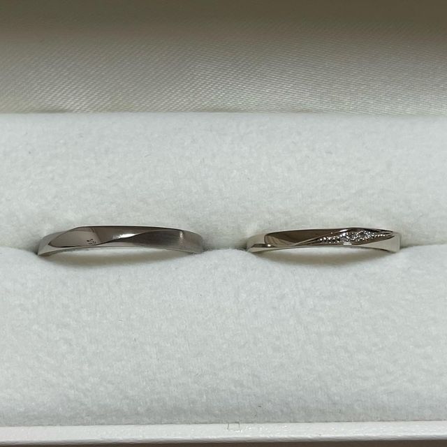 【CRAFY(クラフィ)の口コミ】 一生に一度の思い出の指輪として一から作成できることが魅力的でした。デ…