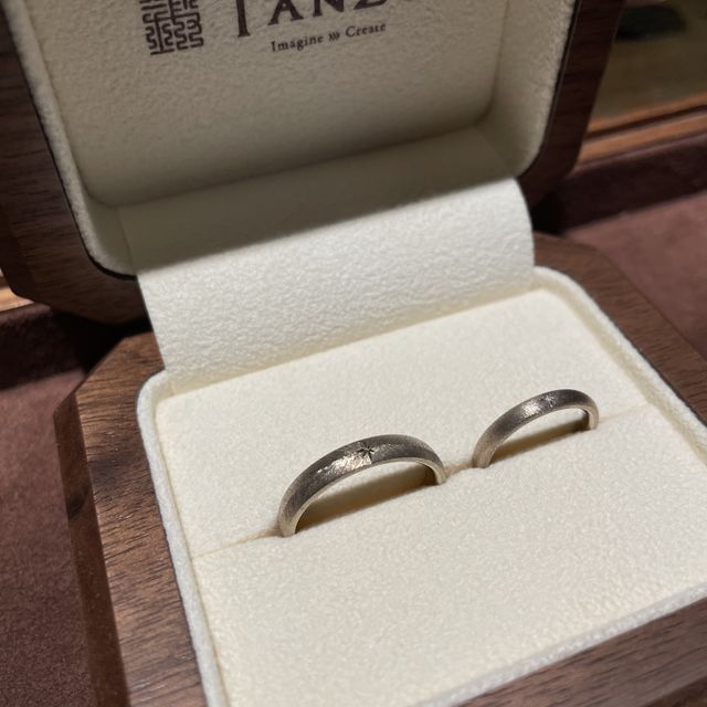 【TANZO.(鍛造指輪)の口コミ】 職人による鍛造製法での指輪作りは、鋳造製法と比べ、格段に硬度が違うよ…