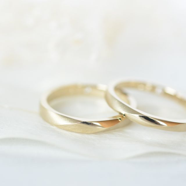 【CRAFY(クラフィ)の口コミ】 面ひねりのデザインが気に入りました。手作りでは難しいデザインと聞いて…