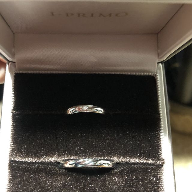 【アイプリモ(I-PRIMO)の口コミ】 結婚指輪らしく太めなデザインであり、シンプルな指輪を探していました。…