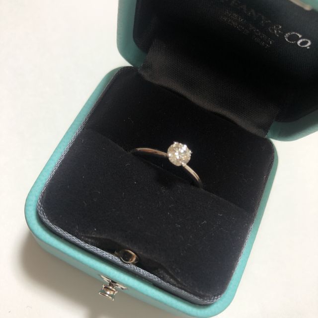 【ティファニー(Tiffany & Co.)の口コミ】 貰うなら憧れのTiffanyが良かったこと、そして何よりリングが細いので、華…