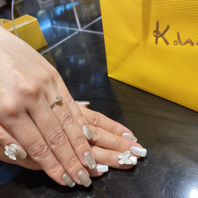 【ケイウノ ブライダル(K.UNO BRIDAL)の口コミ】 母親のリメイクにて来店したが、担当者と一緒にデザイナーの方も同席しい…