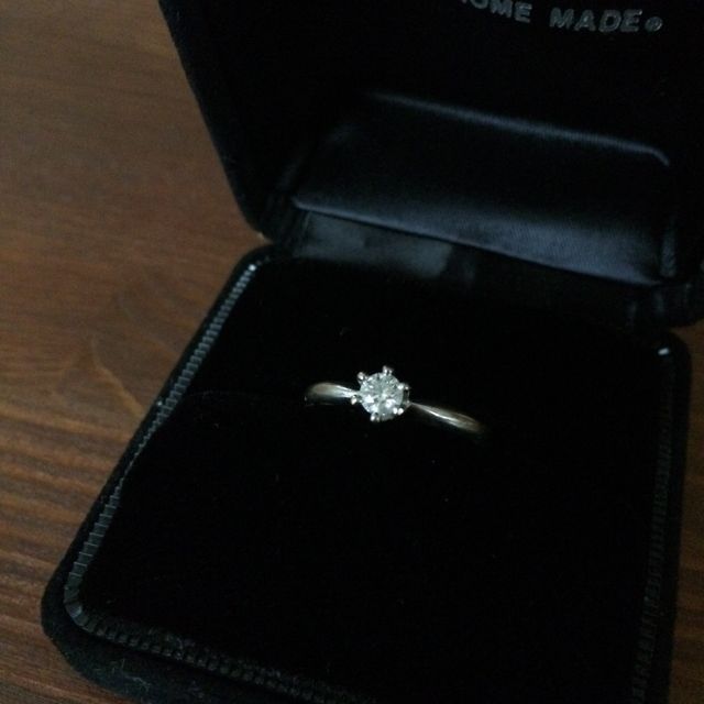 【JAM HOME MADEの口コミ】 ディズニーシンデレラとのコラボ商品です。憧れの一粒ダイアのシンプルな…