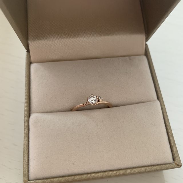 【PRIMA PORTA(プリマポルタ)の口コミ】 担当者さんがウェーブでシンプルなものを探していると言っただけですぐに…