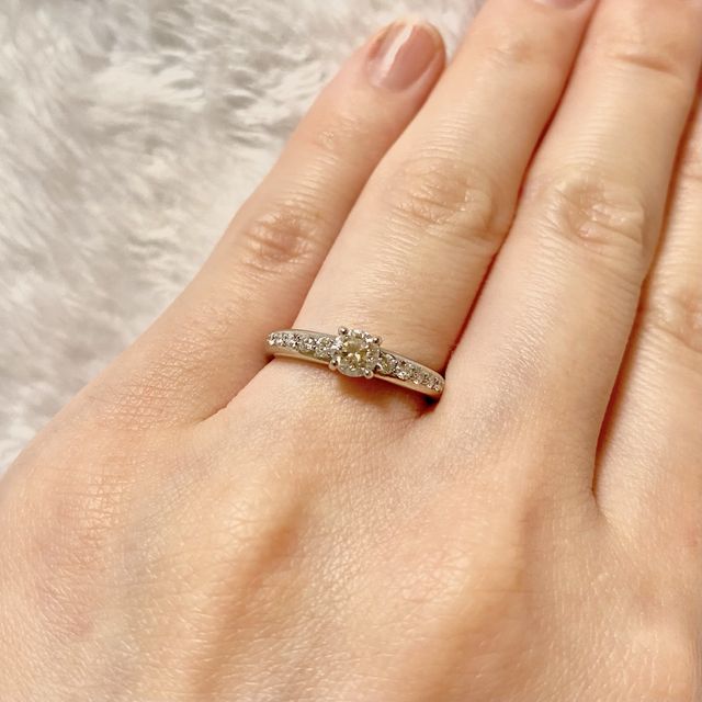 【GSTVの口コミ】 宝石そのものの品質と、それに対しての値段が決め手でした。普段から麗し…