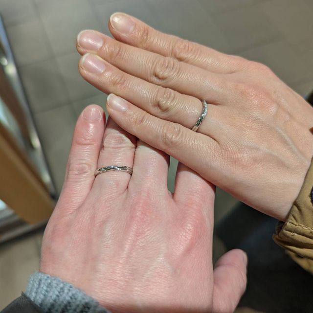 【銀座ダイヤモンドシライシの口コミ】 ダイヤモンドの数が多すぎることなく、少なすぎもなく、絶妙な量付けてあ…