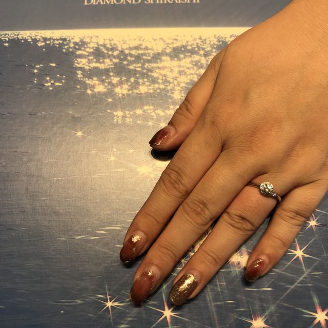 【銀座ダイヤモンドシライシの口コミ】 他店やネットでいろんなデザインを見ていて
大体決めていたのですが
色々…