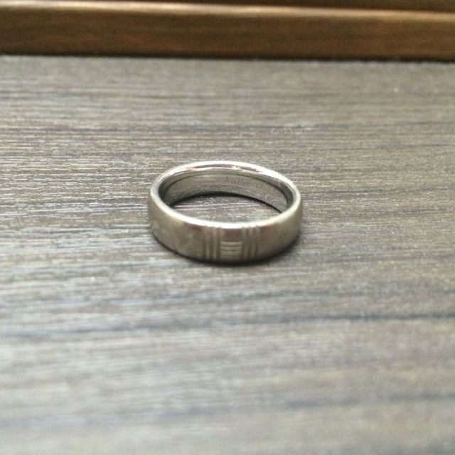 【エルメス(HERMES)の口コミ】 沢山の指輪ん見ましたが、つけた感じが一番しっくりきました。
デザインは…