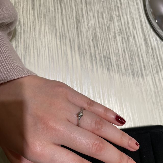 【TRECENTI(トレセンテ)の口コミ】 着け心地がよかった。シャープな印象でダイヤが際立った。類似デザインが…