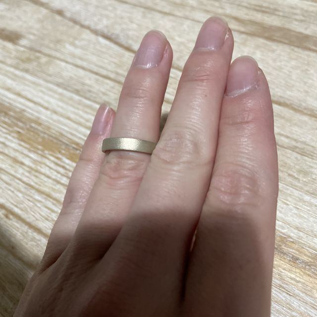 【4℃ BRIDAL(ヨンドシーブライダル)の口コミ】 自分の好きなデザインがオーダーでき、色味も好みのものが選べました。
何…