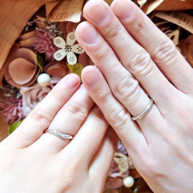 【ケイウノ ブライダル(K.UNO BRIDAL)の口コミ】 ディズニーにゆかりのあるデザイン、でもディズニー感はしないこと、細み…