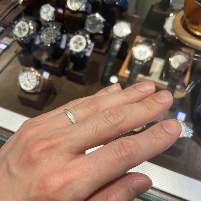 【PILOT BRIDAL(パイロットブライダル)の口コミ】 パイロットが作る鍛造の指輪に惹かれて決めました。また、デザインも他に…