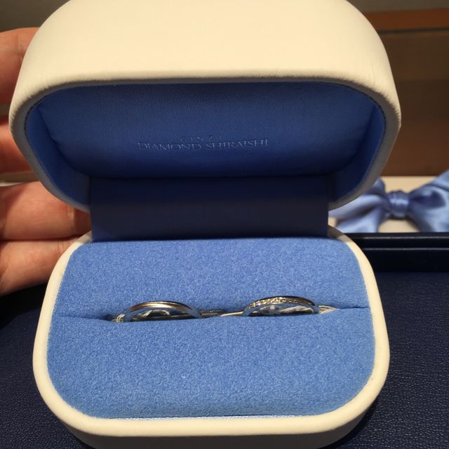 【銀座ダイヤモンドシライシの口コミ】 当初は別のお店で指輪の購入を検討していたのですが、来店特典のギフトカ…