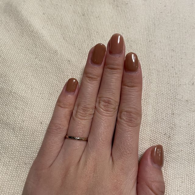 【SIENAROSE(シエナロゼ)の口コミ】 なんと言ってもロゼチナの色味です。ゴールドはキツすぎるし、プラチナは…