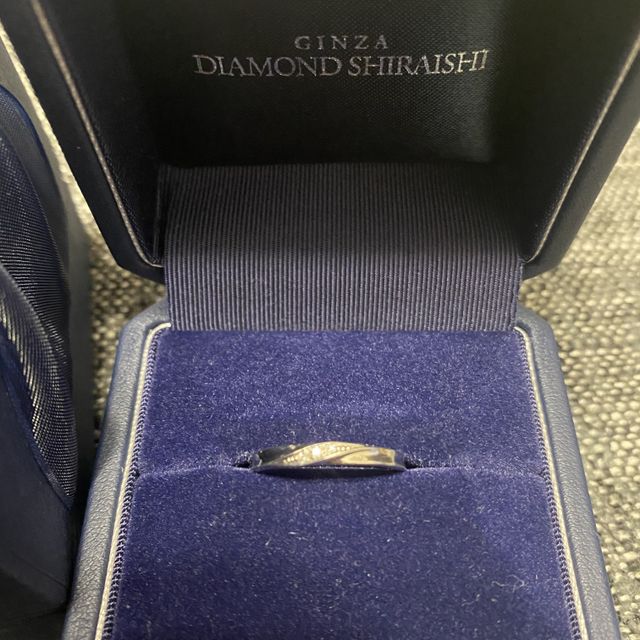 【銀座ダイヤモンドシライシの口コミ】 彼氏が婚約指輪としてプレゼントしてくれました。(彼女が代打の投稿です)…