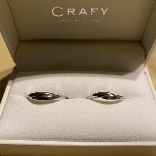 【CRAFY(クラフィ)の口コミ】 フルオーダーでお互いのを作成してとても良いのができた！
サイズもぴった…