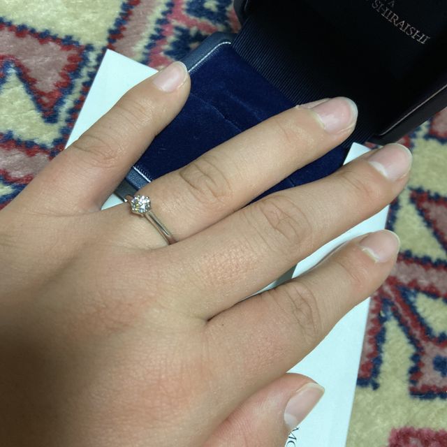 【銀座ダイヤモンドシライシの口コミ】 指輪の意味に惹かれて、即決させていただきました。「いつまでも幸せに暮…