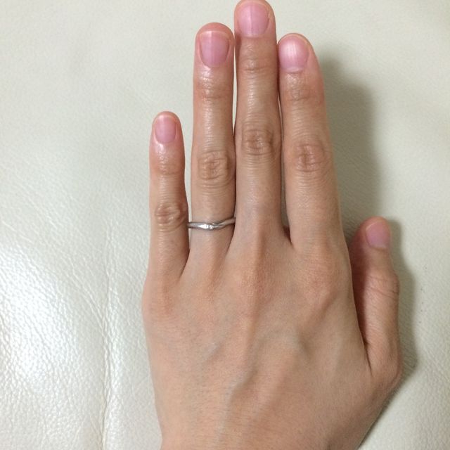 【STAR JEWELRY(スタージュエリー)の口コミ】 星が好きなのでずっとstarjewerlyに憧れていました。１粒や３粒はよく見ま…