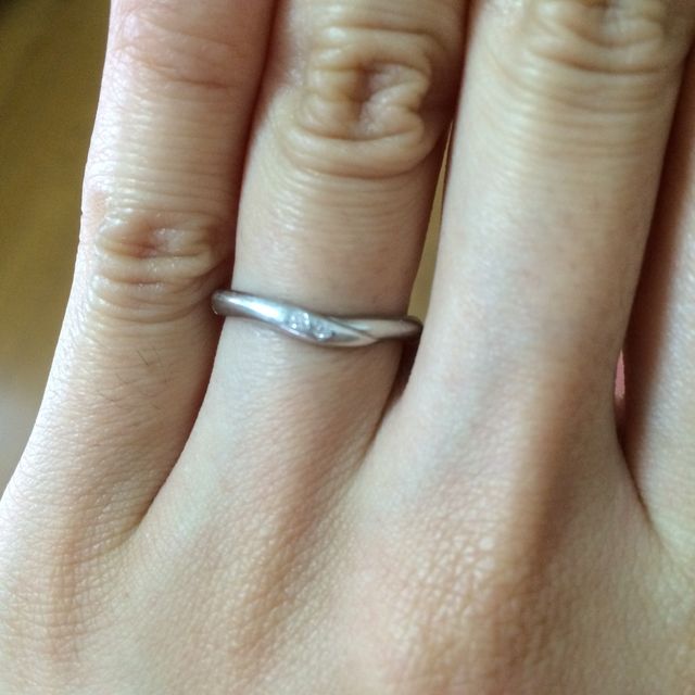 【STAR JEWELRY(スタージュエリー)の口コミ】 星が好きなのでずっとstarjewerlyに憧れていました。１粒や３粒はよく見ま…