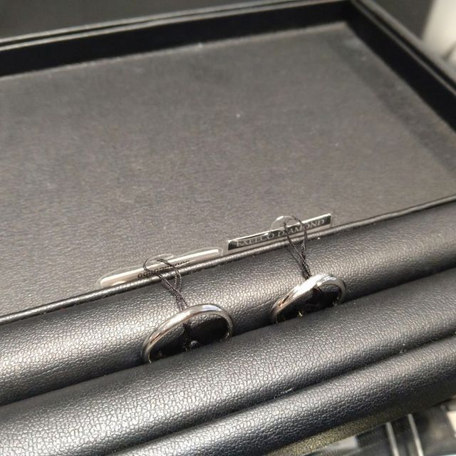【エクセルコダイヤモンド(EXELCO DIAMOND)の口コミ】 デザインが目立ちすぎず、シンプル過ぎない指輪を探しました。サイドにダ…