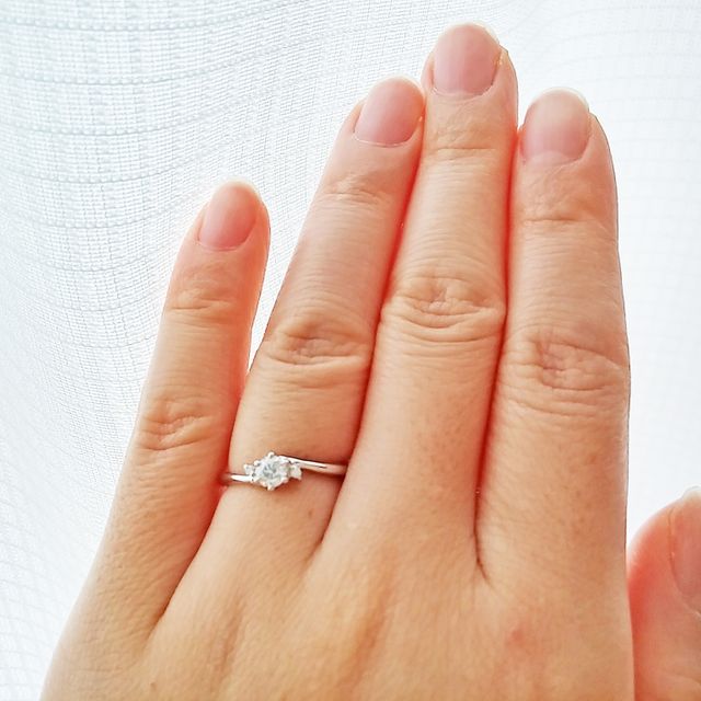 【ジュエリーツツミ(JEWELRY TSUTSUMI)の口コミ】 デザインが統一されているという理由で、婚約指輪・結婚指輪ペアの３点セ…