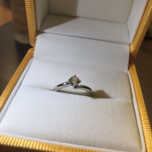 【ケイウノ ブライダル(K.UNO BRIDAL)の口コミ】 婚約指輪を購入するために5つくらいのブランドを回って検討しましたが、既…